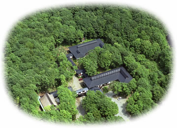 空から見た山の宿のイメージ